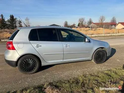 Srebrny Używany 2007 VW Golf V Hatchback | 12 000 zł (Uczciwa cena)