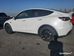 Biały Używany 2022 Tesla Model Y SUV | 91 800 zł