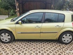 Żółty Używany 2003 Renault Mégane II Hatchback | 3499 zł (Uczciwa cena)
