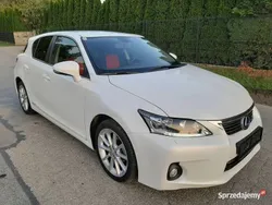 Biały Używany 2011 Lexus CT200h Hatchback | 45 700 zł