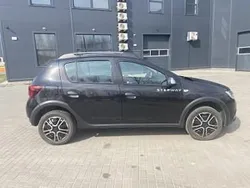 Czarny Używany 2018 Dacia Sandero Lauréate Hatchback | 29 400 zł (Uczciwa cena)