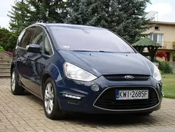 Niebieski Używany 2014 Ford S-MAX S Minivan | 31 000 zł (Uczciwa cena)