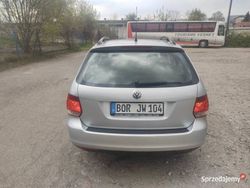 Srebrny Używany 2008 VW Golf V Sedan/Limuzyna | 14 200 zł (Uczciwa cena)