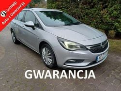 Srebrny (metalik) Używany 2019 Opel Astra Kombi | 33 333 zł (Dobra cena)