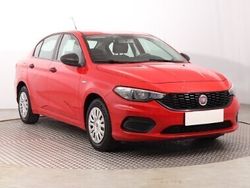 Czerwony Używany 2019 Fiat Tipo Sedan/Limuzyna | 37 499 zł (Dobra cena)