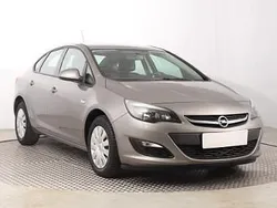 Szary Używany 2017 Opel Astra Sedan/Limuzyna | 43 999 zł (Uczciwa cena)