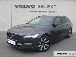 Szary Używany 2025 Volvo V90 Kombi | 199 900 zł