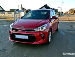 Bordowy Używany 2018 Kia Rio Hatchback | 35 900 zł (Uczciwa cena)