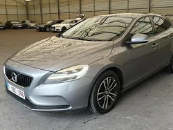 Szary (metalik, perła) Używany 2016 Volvo V40 Kombi | 43 900 zł (Uczciwa cena)