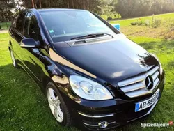 Czarny Używany 2008 Mercedes B200 Minivan | 30 900 zł