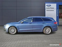 Niebieski (metalik) Używany 2021 Ford Mondeo Titanium Kombi | 89 900 zł (Dość drogi)