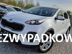 Biały Używany 2017 Kia Sportage 2 SUV | 62 900 zł (Uczciwa cena)