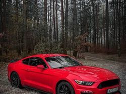Czerwony Używany 2016 Ford Mustang Premium Coupe | 78 999 zł (Uczciwa cena)