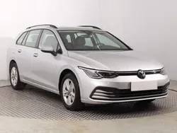Srebrny Używany 2022 VW Golf VIII Kombi | 77 999 zł (Dobra cena)