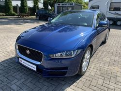 Niebieski Używany 2016 Jaguar XE Sedan/Limuzyna | 83 900 zł