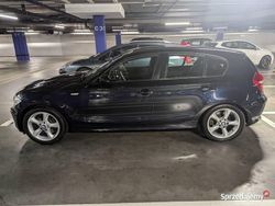 Granatowy Używany 2009 BMW 130 Hatchback | 28 900 zł