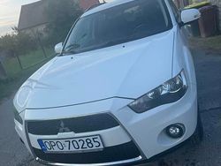 Biały Używany 2011 Mitsubishi Outlander Intense SUV | 28 800 zł (Uczciwa cena)