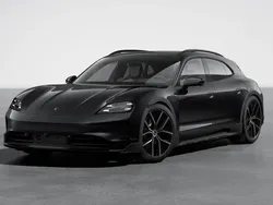 Jet black metallic Używany 2024 Porsche Taycan 4S Cross Turismo Sedan/Limuzyna | 579 000 zł
