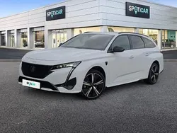 Biały Używany 2024 Peugeot 308 GT | 97 500 zł