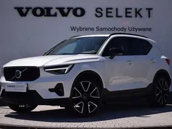 Biały Używany 2025 Volvo XC40 SUV | 184 900 zł (Dość drogi)
