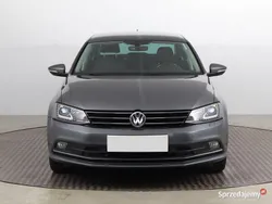 Szary Używany 2017 VW Jetta Sedan/Limuzyna | 49 999 zł (Dość drogi)