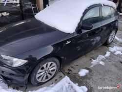 Czarny Używany 2011 BMW 118 Hatchback | 10 500 zł