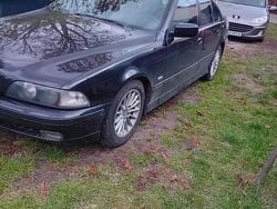 Czarny Używany 1998 BMW 528 Sedan/Limuzyna | 3000 zł