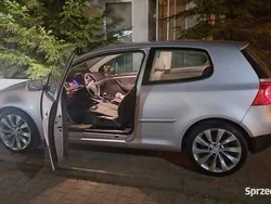VW Golf V
