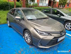 Zielony Używany 2019 Toyota Corolla Comfort Sedan/Limuzyna | 65 000 zł (Dobra cena)