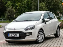Biały (metalik, perła) Używany 2011 Fiat Grande Punto Hatchback | 16 500 zł (Dość drogi)