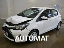 Biały Używany 2016 Toyota Yaris Hybrid Hatchback | 36 500 zł