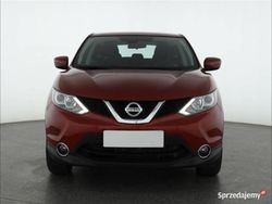 Bordowy Używany 2016 Nissan Qashqai SUV | 43 999 zł (Dobra cena)