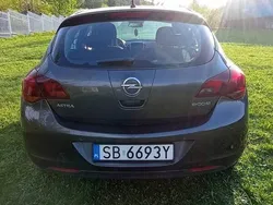 Używany 2010 Opel Astra | 15 600 zł (Uczciwa cena)