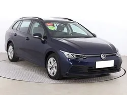 Niebieski Używany 2022 VW Golf VIII Kombi | 66 999 zł (Uczciwa cena)