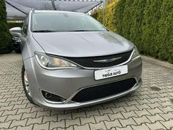 Szary Używany 2019 Chrysler Pacifica Minivan | 84 800 zł