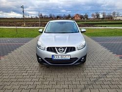 Srebrny Używany 2013 Nissan Qashqai SUV | 34 900 zł (Uczciwa cena)