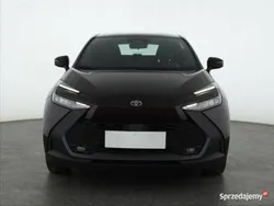 Fioletowy Używany 2024 Toyota C-HR SUV | 112 999 zł (Uczciwa cena)
