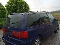 Niebieski Używany 2002 VW Sharan Minivan | 3500 zł (Dobra cena)