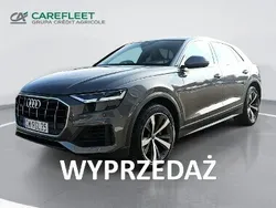 Grafitowy Używany 2019 Audi Q8 Ambiente SUV | 202 300 zł
