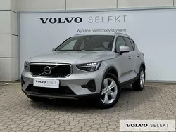 Srebrny Używany 2024 Volvo XC40 SUV | 149 900 zł (Dobra cena)