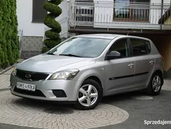 Srebrny Używany 2012 Kia Ceed 2 Hatchback | 17 900 zł (Super Cena)