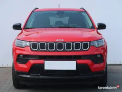 Czerwony Używany 2021 Jeep Compass SUV | 87 999 zł (Uczciwa cena)