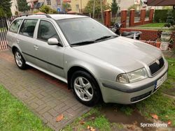 Srebrny Używany 2000 Skoda Octavia Kombi | 6500 zł