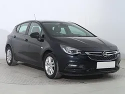 Czarny Używany 2019 Opel Astra Hatchback | 44 999 zł (Uczciwa cena)