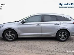 Srebrny (metalik) Używany 2023 Hyundai i30 Hatchback | 88 700 zł (Uczciwa cena)