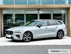 Szary Używany 2024 Volvo V60 Kombi | 179 000 zł (Uczciwa cena)