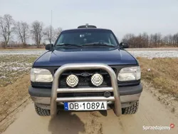 Niebieski Używany 1998 Ford Explorer SUV | 15 000 zł