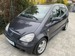 Czarny (metalik, perła) Używany 2001 Mercedes A140 Hatchback | 9900 zł