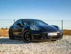 Czarny (metalik) Używany 2022 Porsche Panamera Sedan/Limuzyna | 468 999 zł