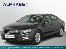 Szary Używany 2022 VW Passat Sedan/Limuzyna | 74 500 zł (Super Cena)